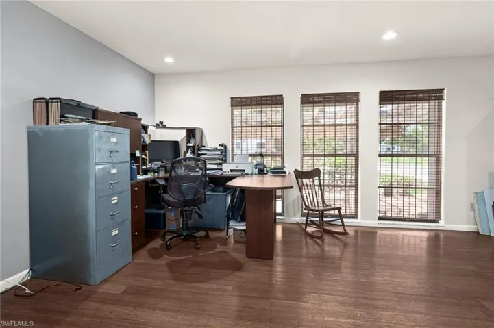 Flex space, living room/office or formal dining or excercise