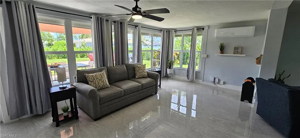 251 SE 46th  ST, Cape Coral, FL 33904