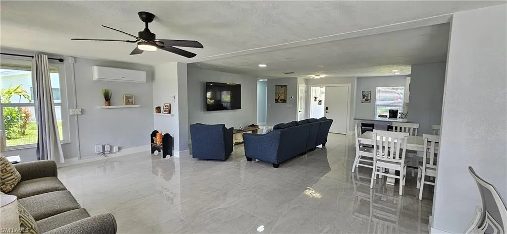 251 SE 46th  ST, Cape Coral, FL 33904