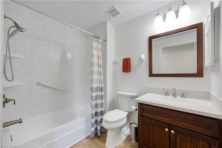 4630 Saint Croix Ln 812, Naples, Florida 34109