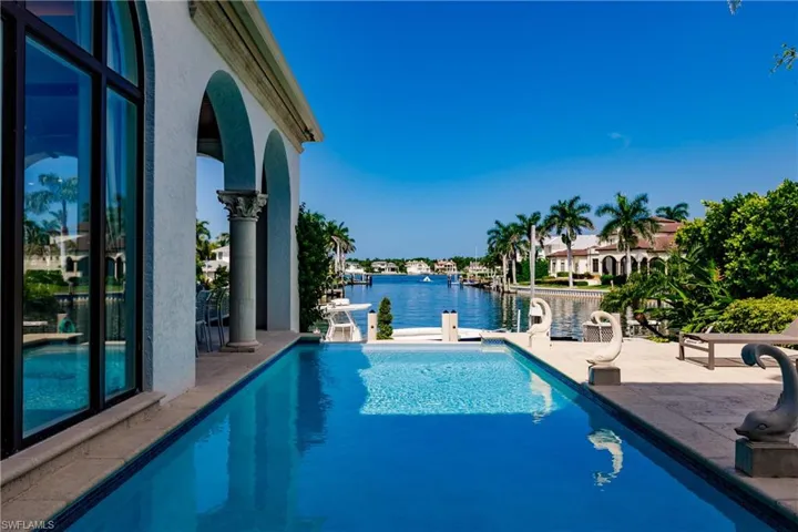 2450 Tarpon Rd, Naples, Florida 34102