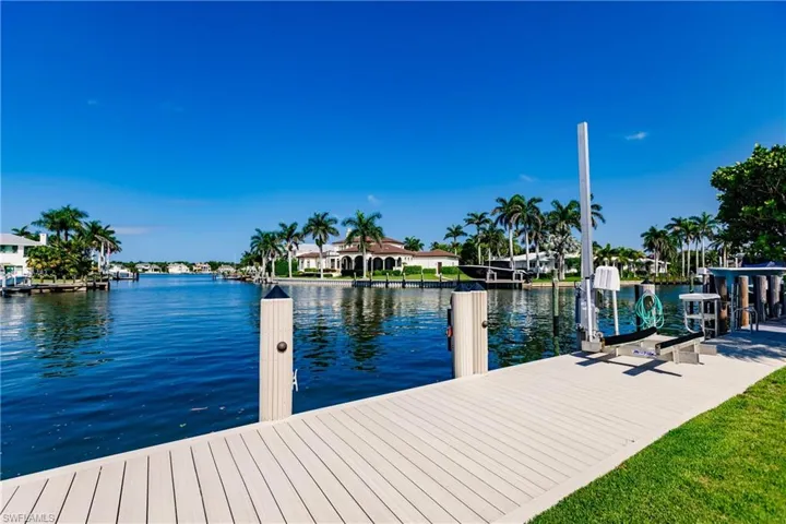 2450 Tarpon Rd, Naples, Florida 34102