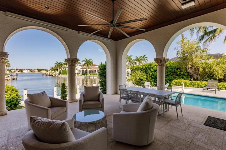 2450 Tarpon Rd, Naples, Florida 34102