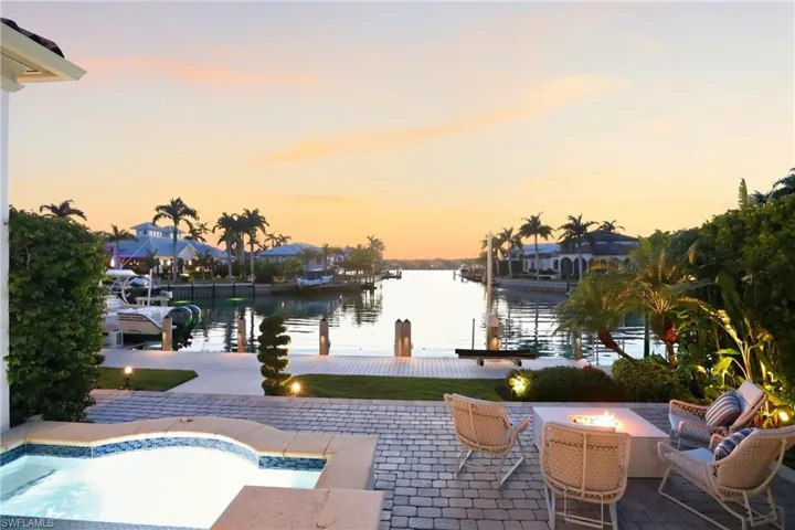 2450 Tarpon Rd, Naples, Florida 34102