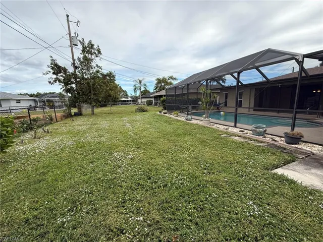 911 Se 34th Ter, Cape Coral Fl 33904
