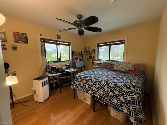 911 Se 34th Ter, Cape Coral Fl 33904