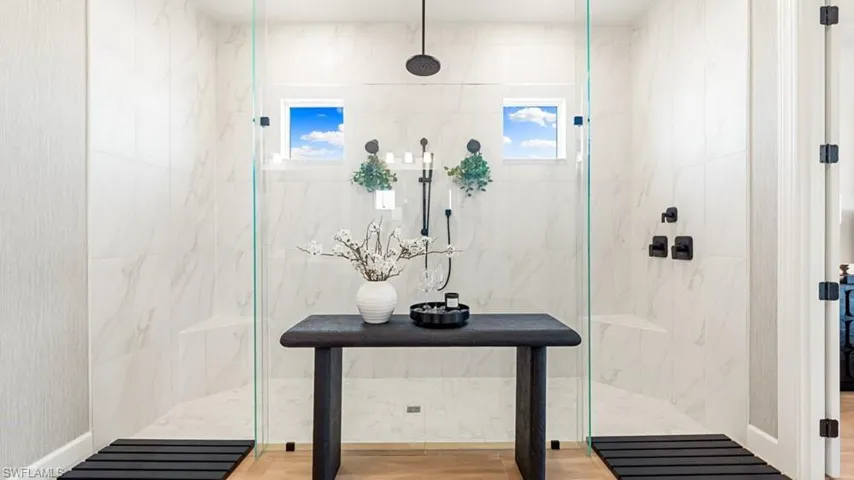 26789 Victoria Place - Ready Now!