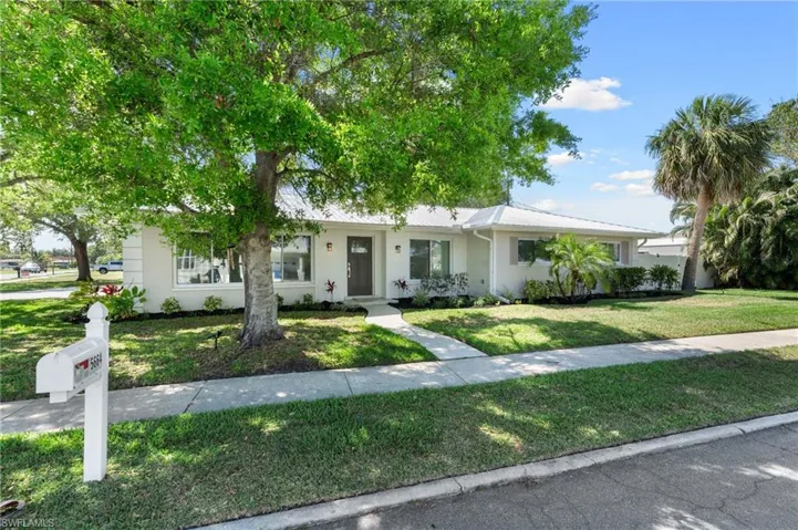 5664  Natoma  DR, Fort Myers, FL 33919