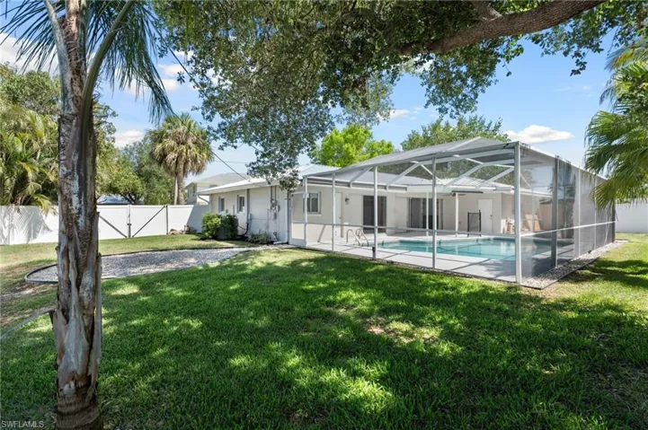 5664  Natoma  DR, Fort Myers, FL 33919