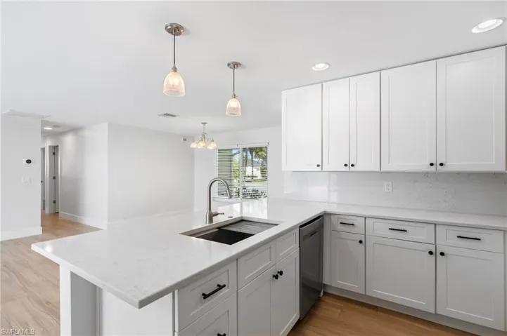 5664  Natoma  DR, Fort Myers, FL 33919