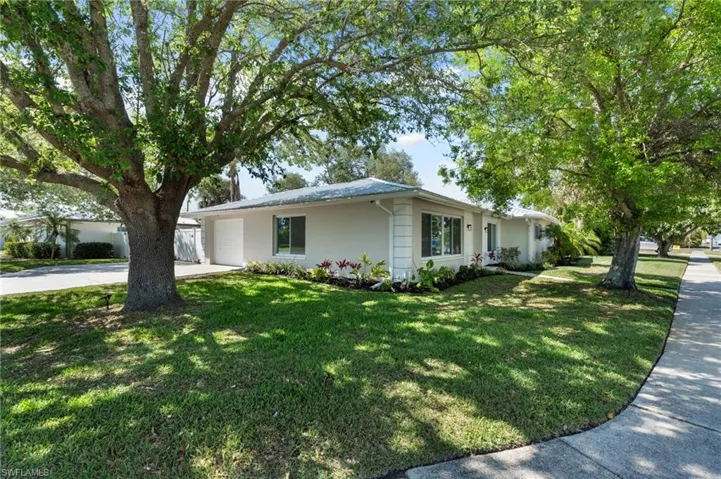 5664  Natoma  DR, Fort Myers, FL 33919