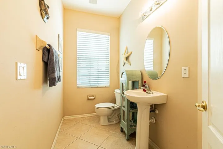 Powder room