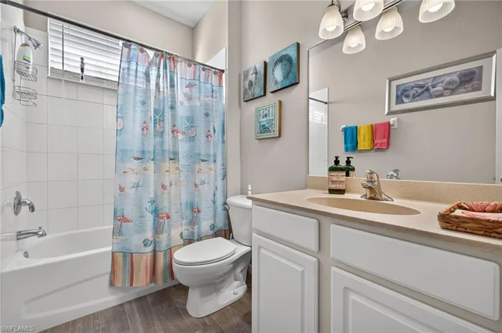 10650 Sir Michaels Place Dr, Bonita Springs, Florida 34135