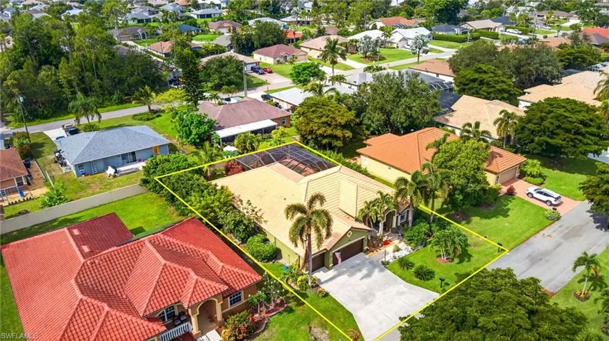 10650 Sir Michaels Place Dr, Bonita Springs, Florida 34135