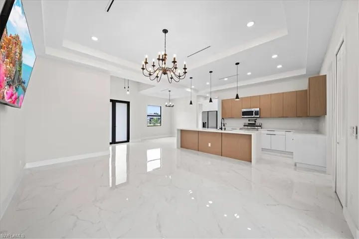 910 Plumosa Ave, Lehigh Acres, Florida 33972