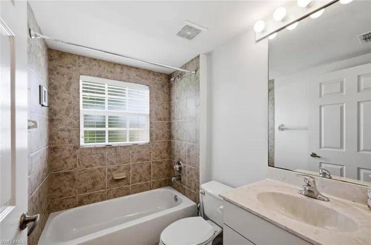 3033 Driftwood Way 3407, Naples, Florida 34109