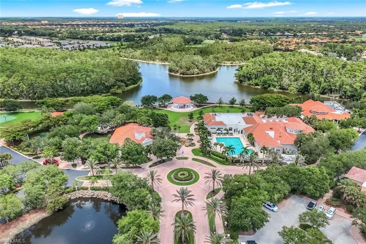 View of Commons Club- Beach, Pickle Ball, Fitness, The Rookery restaurant