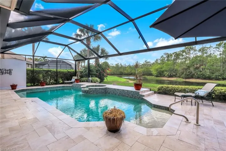 Pool & Spa