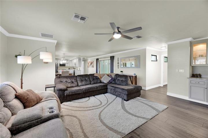 6735  Highland Pines  CIR, Fort Myers, FL 33966