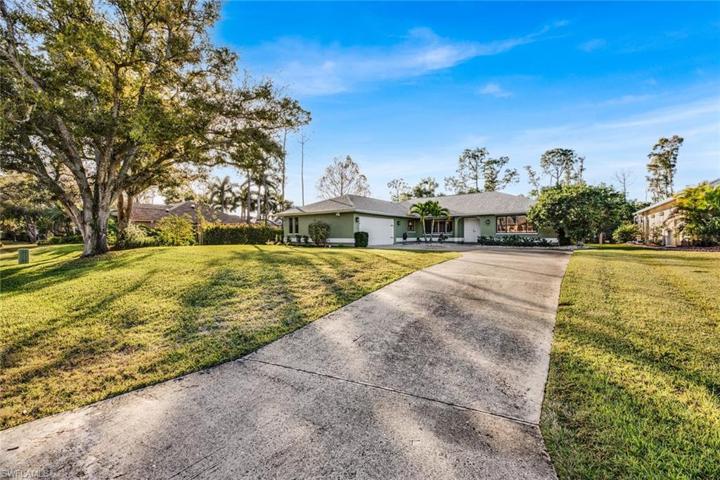 6735  Highland Pines  CIR, Fort Myers, FL 33966