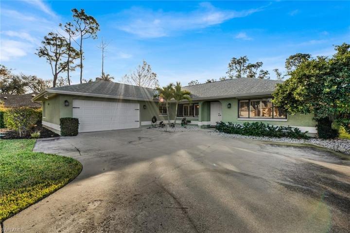 6735  Highland Pines  CIR, Fort Myers, FL 33966