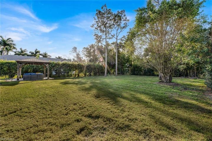 6735  Highland Pines  CIR, Fort Myers, FL 33966