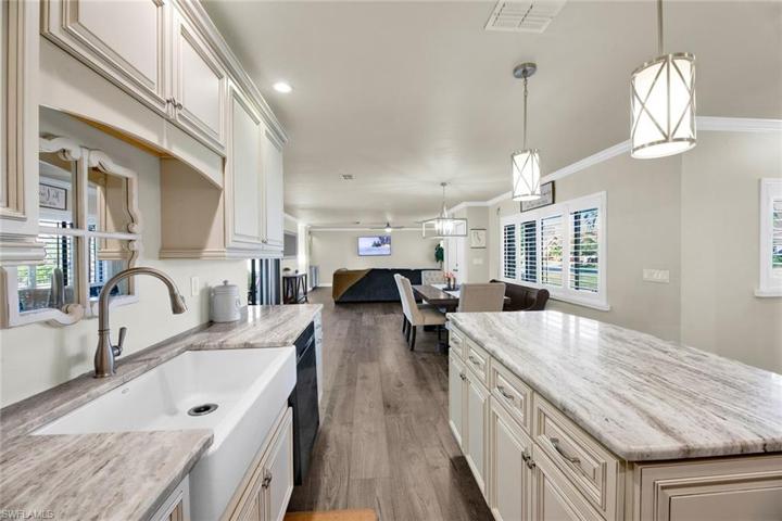 6735  Highland Pines  CIR, Fort Myers, FL 33966