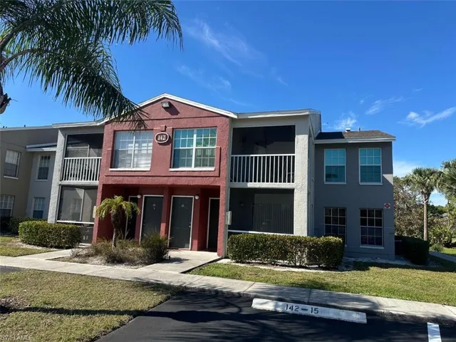 142 Santa Clara Dr 16, Naples, Florida 34104