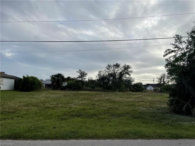 2302 SW 16th TER, CAPE CORAL FL 33991