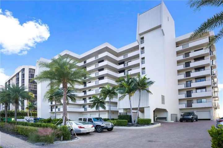 View of apartment building / complex