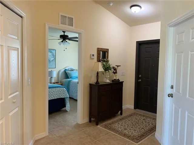 Foyer 4612