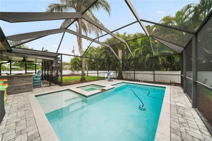 1444 Covington Cir W, Fort Myers, Florida 33919