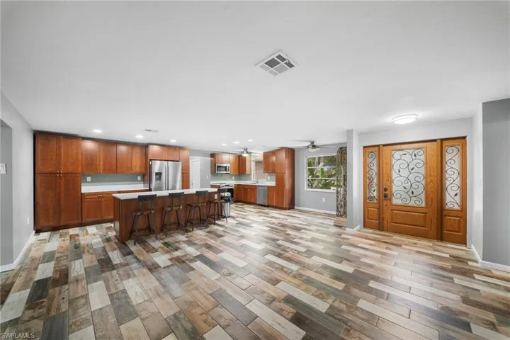 1444 Covington Cir W, Fort Myers, Florida 33919