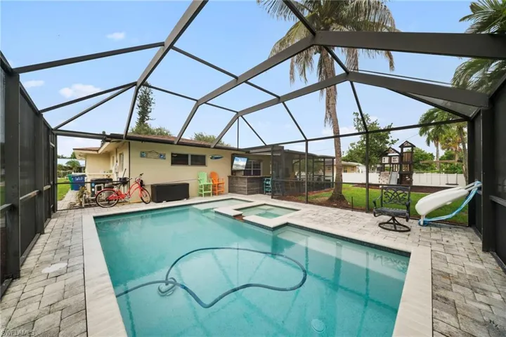 1444 Covington Cir W, Fort Myers, Florida 33919