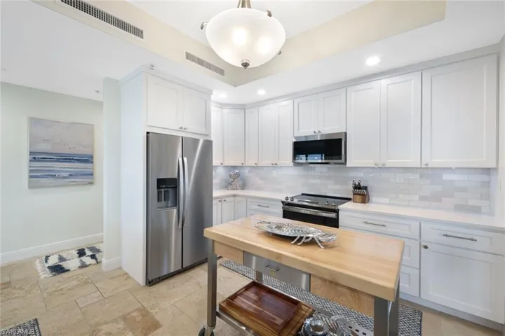 Kitchen renovation completed October 2023.