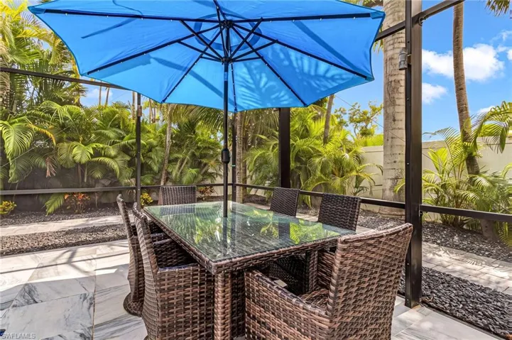 7842 Buccaneer Dr, Fort Myers Beach, Florida 33931
