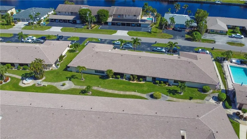 You can take a nice stroll on the walking paths and enjoy the lush landscaping and green spaces which connect the community to the clubhouse.