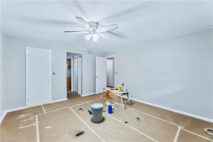 Miscellaneous room featuring ceiling fan