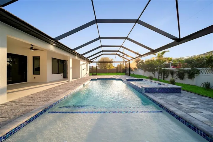 629 SE 26th  TER, Cape Coral, FL 33904