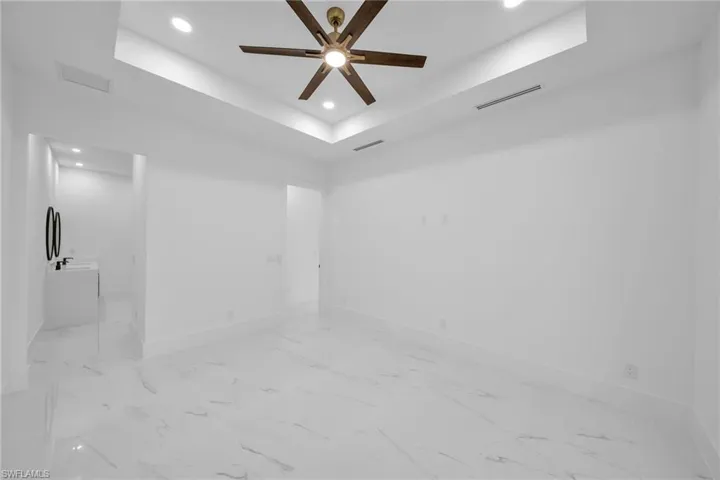 629 SE 26th  TER, Cape Coral, FL 33904