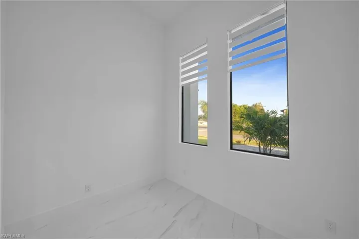 629 SE 26th  TER, Cape Coral, FL 33904
