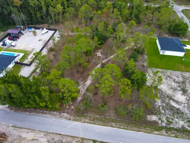 1219 Mcarthur Ave, Lehigh Acres, Florida 33972