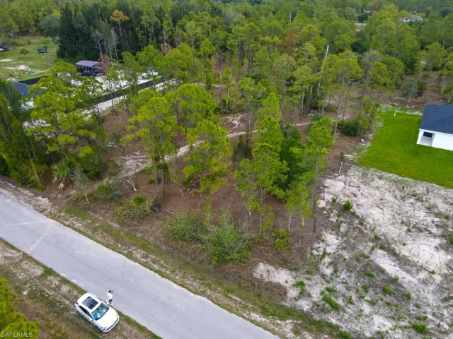 1219 Mcarthur Ave, Lehigh Acres, Florida 33972