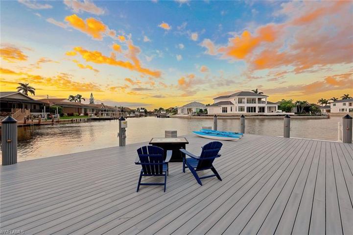 Western Exposure and breathtaking sunsets!