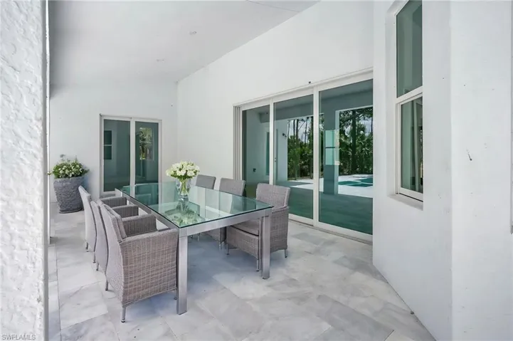 View of patio / terrace with outdoor dining space
