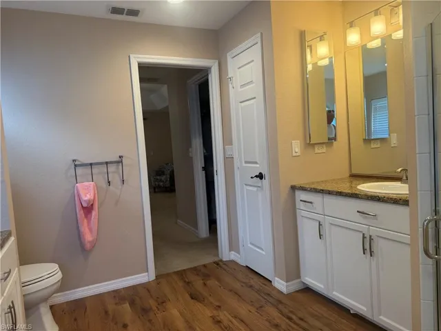 527 40th Ter, Cape Coral, Florida 33914