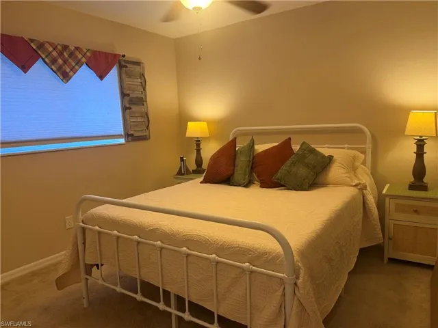 527 40th Ter, Cape Coral, Florida 33914