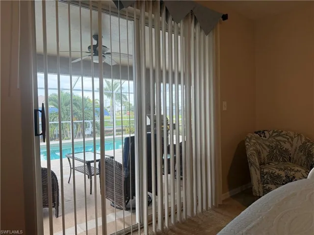 527 40th Ter, Cape Coral, Florida 33914