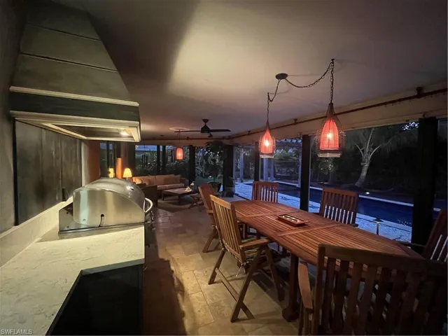 240 Nottingham Dr, Naples, Florida 34109