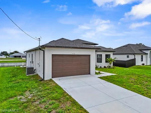 2130 Ne 26th St, Cape Coral, Florida 33909